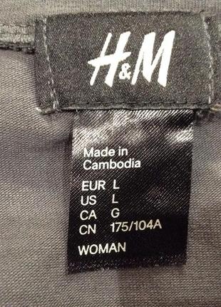 Серенька миленькая футболочка с оригинальным рукавом h&m5 фото