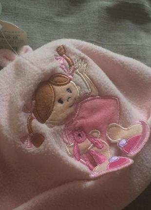 Милая розовая шапка с апплікацией на малышку mothercare