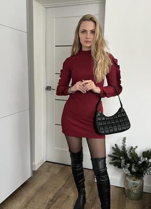 Платье в рубчик