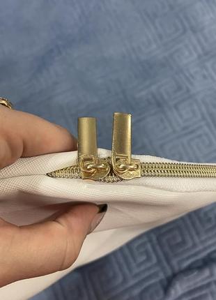 Косметичка dove в ідеальному стані