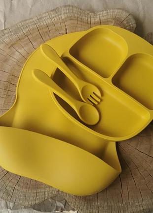 Набір дитячого силіконового посуду тарілка на присосці слюнявчик ложка та виделка