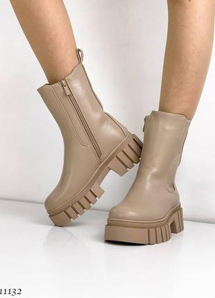 Зимові популярні шкіряні чобітки челсі з хутром бежеві беж черевики сапожки зимні ботинки зима кожа мех2 фото