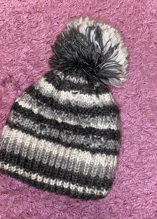 Продам очень тёплую шапку (новая)