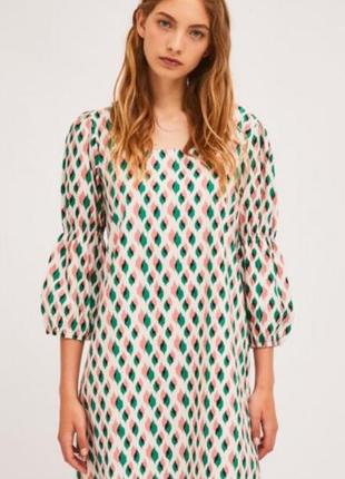 Платье comoania fanastica а-силуэта с пышными рукавами и квадратным вырезом .размео 36-38р.s размер