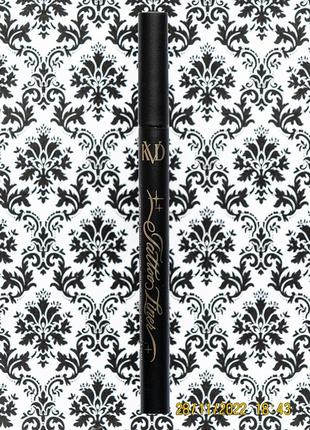 Водостійка підводка лайнер для очей kat von d waterproof tattoo eye liner in trooper black kvd3 фото