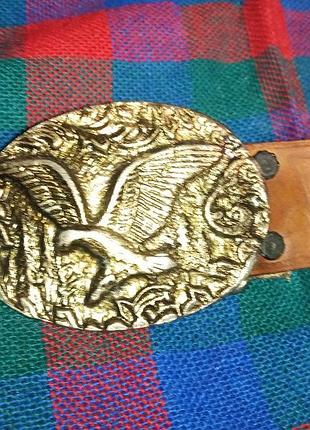 Ремень кожаный тисненый с литой бляхой винтажный