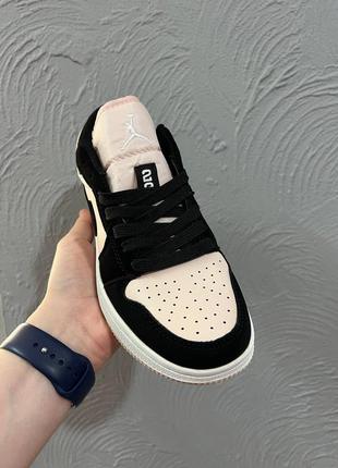 Жіночі кросівки jordan retro 1 low  женские кроссовки джордан