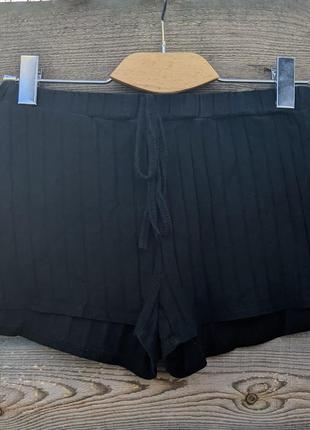 Шортики shein (m)38
