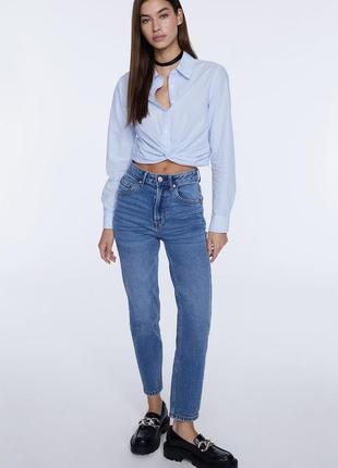 Женские джинсы мом stradivarius mom