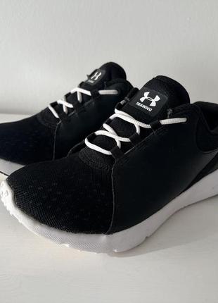 Кросівки under armour (оригінал)