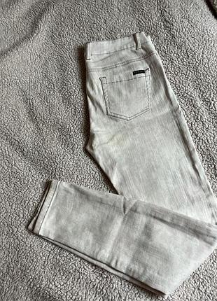 Джинси