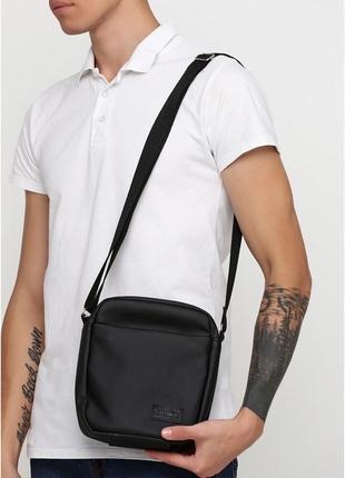 Мужская сумка через плечо мессенджер  makros черная1 фото