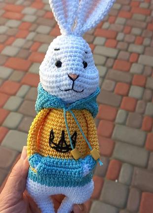 Зайка заяц в худи ручная работа украина в свитере толстовке3 фото