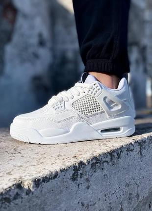 Женские кроссовки nike air jordan 4 белые2 фото