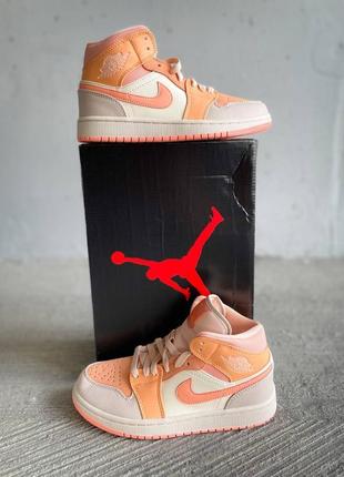 Кросівки nike air jordan 1 mid apricot orange9 фото