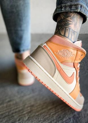 Кросівки nike air jordan 1 mid apricot orange3 фото