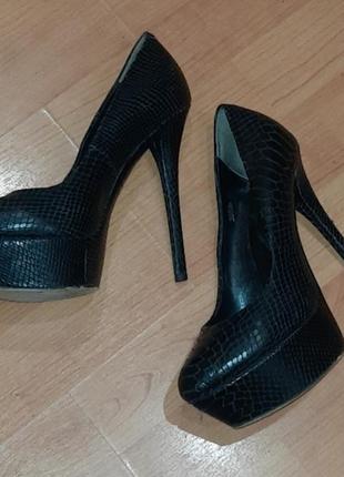 Кожаные туфли черные antonio biaggi 37 змеиная кожа7 фото