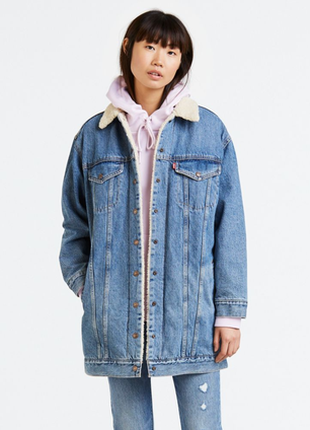 Джинсова куртка levi's sherpa jacket (m)