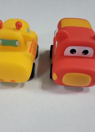 Машинка інерційна верх прорезиняний