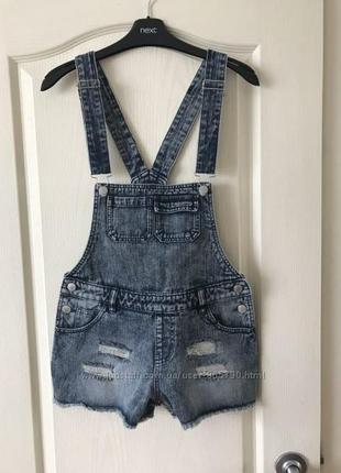 Крутой джинсовый комбинезон tezenis