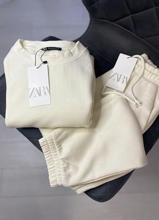 Спортивный костюм zara
