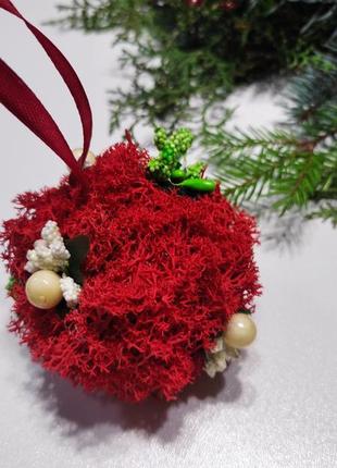 Новорічна куля, новорічний декор зі стабілізованого моху.
