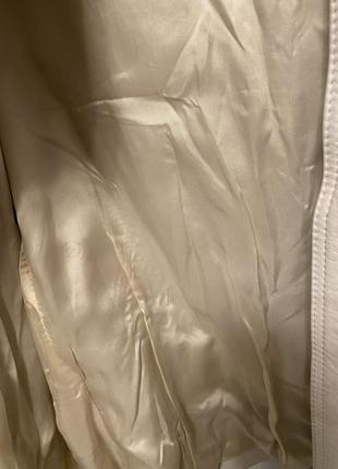 Куртка шкіряна 44 46 біла гарний стан та якість7 фото