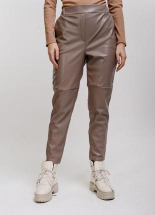 Штани з еко-шкіри