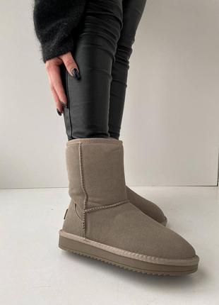 Уггі жіночі зимові