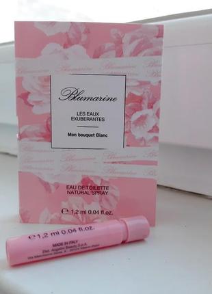 Blumarine mon bouquet blanc оригинал миниатюра пробник mini vial spray 1,2 мл книжка8 фото