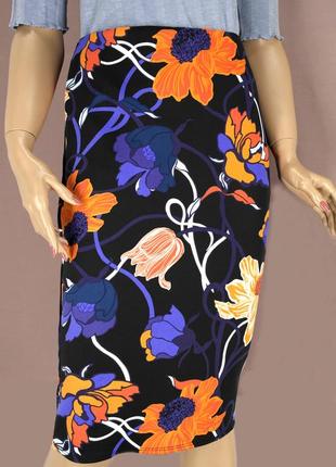 Брендовая яркая облегающая юбка - карандаш миди dorothy perkins с крупным цветочным принтом.