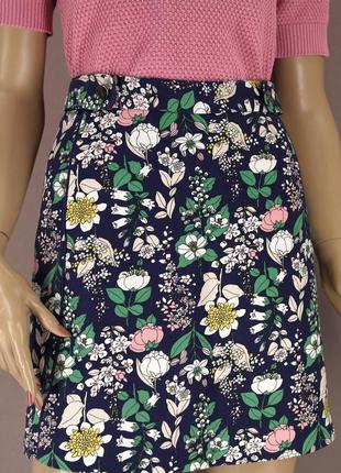 Брендовая юбка мини "oasis" с цветочным принтом. размер uk8 и uk14.1 фото