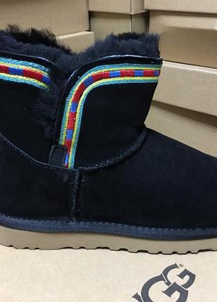Женские сапоги ugg mini rosamaria embroidery black