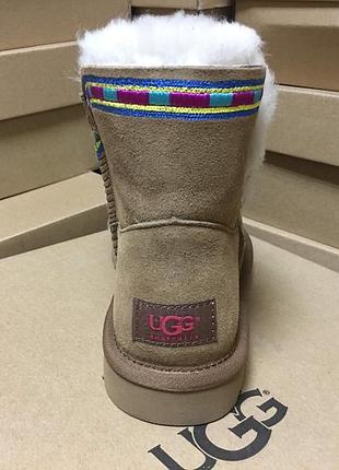 Женские сапоги ugg mini rosamaria embroidery chestnut2 фото