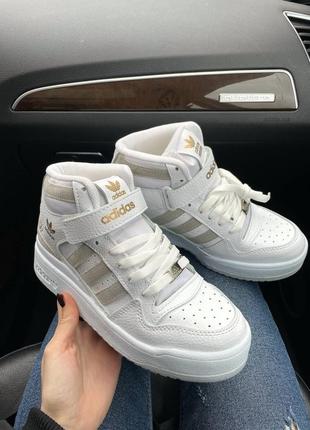 Кроссовки женские адидас