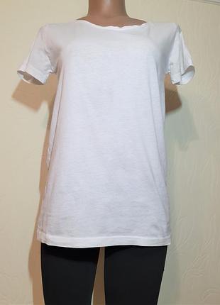 Футболка с крыльями на спине