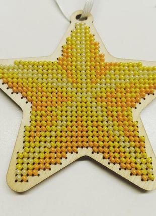 Новогодняя игрушка на елку