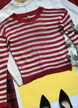 Стильный свитер в полоску2 фото
