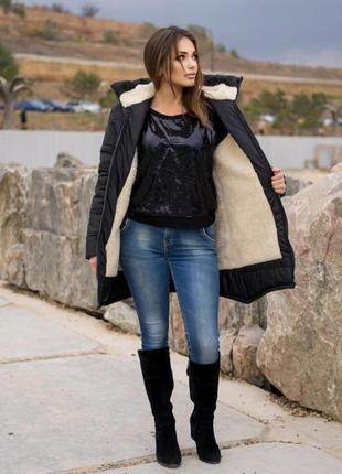 Зимова тепла жіноча куртка на овчині з капюшоном2 фото