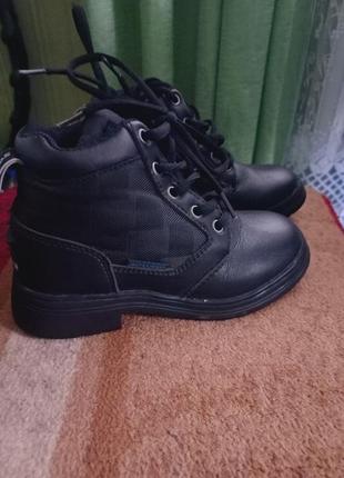 Теплі черевики для хлопчика