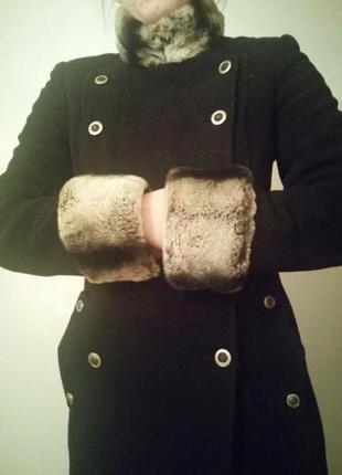 Красивое шерстяное пальто с шиншиллой2 фото