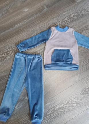 Велюровий костюм для хлопчика