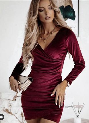Бархатное мини платье