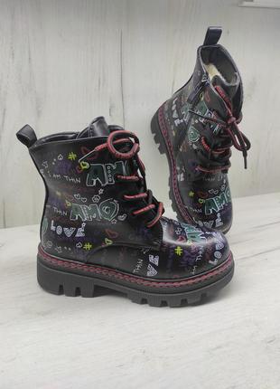 Зимові черевики чоботи