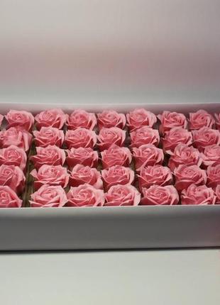 Рожева троянда lux-класу для створення розкішних нев'янучих букетів і композицій з мила
