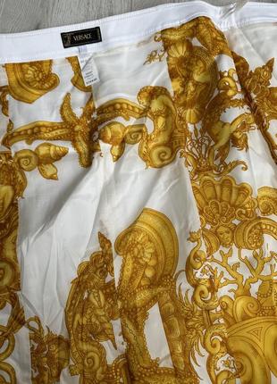 Юбка юбка белая versace оригинал карандаш белая с золотыми пуговицами versace5 фото