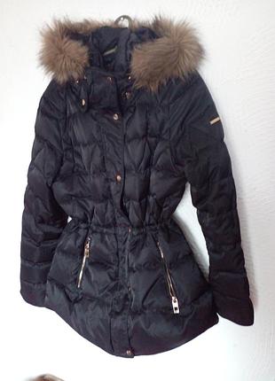 Пуховик стеганный на кулиске размер л