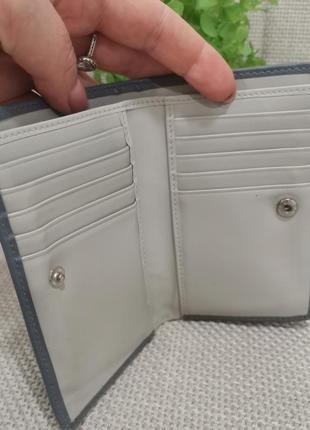 Невеликий шкіряний гаманець3 фото