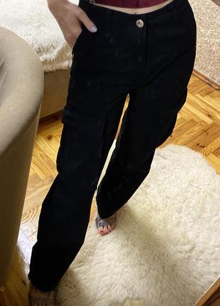 Чорні штани карго bershka