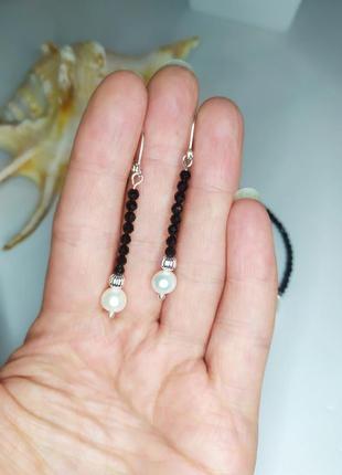 Сережки підвіски з перлами і шпінеллю4 фото